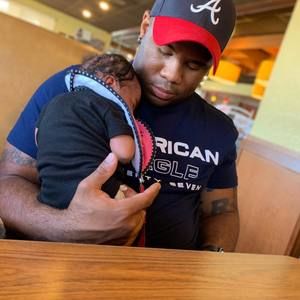 Meet your Posher, Eric